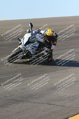 media/Nov-12-2023-SoCal Trackdays (Sun) [[5d1fba4e7d]]/Bowl (930am)/